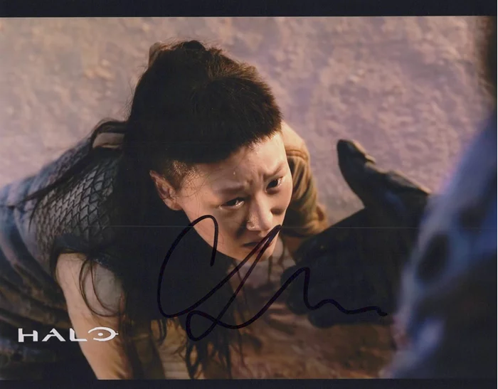 Yerin Ha autograph