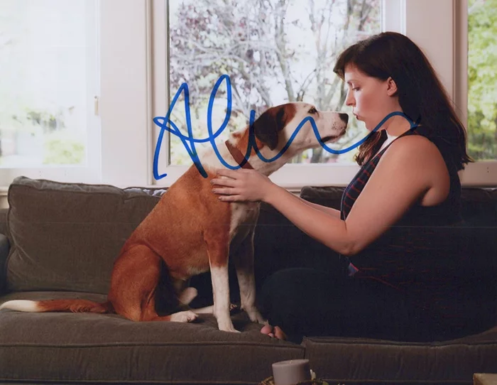 Allison Tolman autograph
