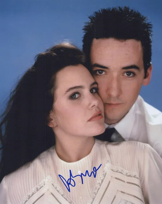 Ione Skye autograph
