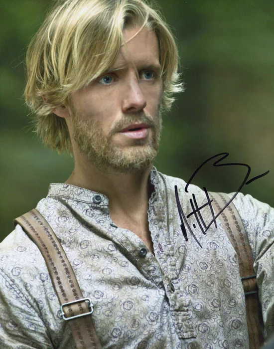 Matt Barr autograph