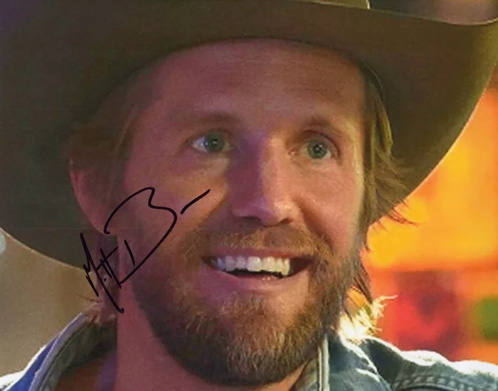 Matt Barr autograph