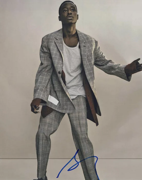 Ashton Sanders autograph