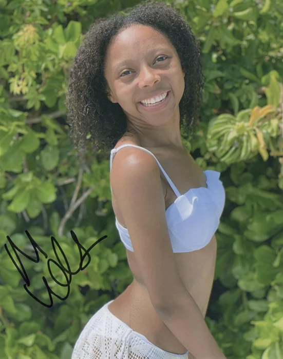 Marsaille Wells autograph