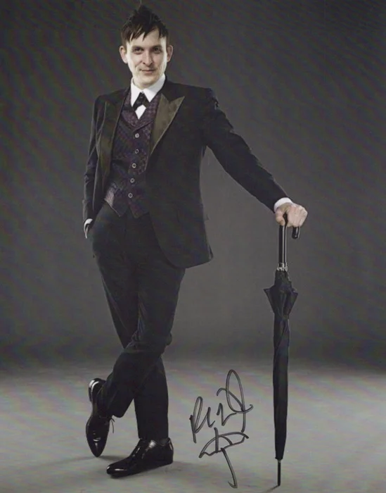 Robin Lord Taylor autograph