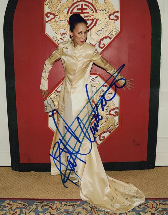 Pat Cleveland autograph