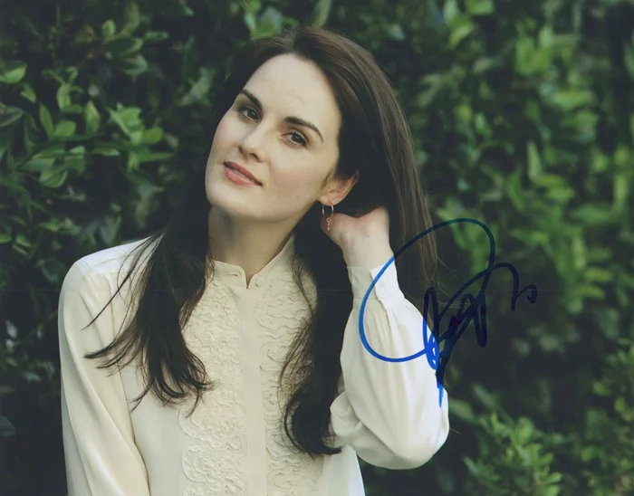 Michelle Dockery autograph