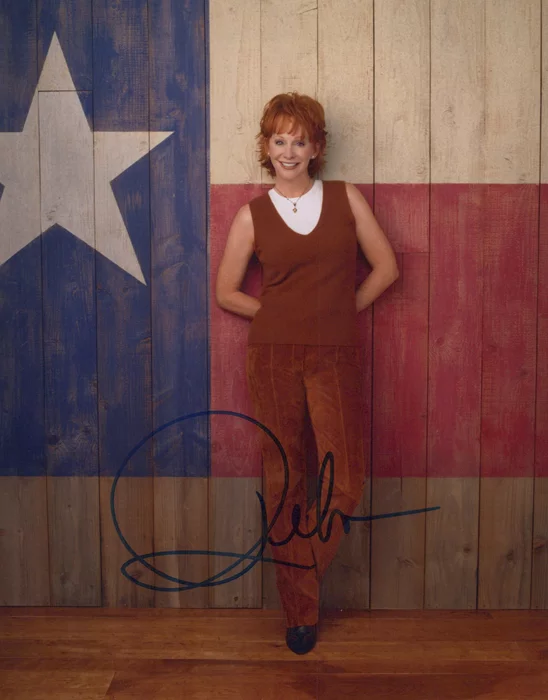 Reba McEntire autograph