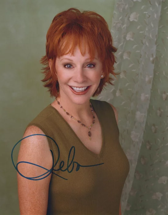 Reba McEntire autograph