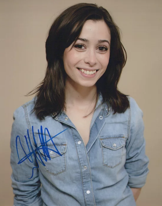 Cristin Milioti autograph