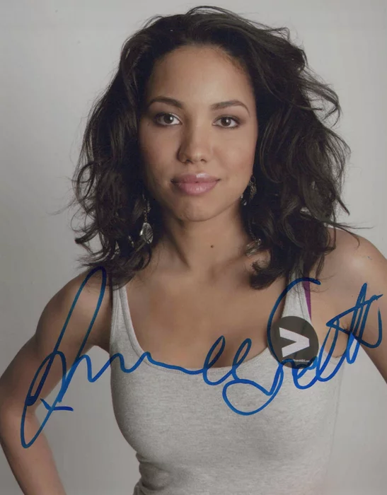 Jurnee Smollett autograph