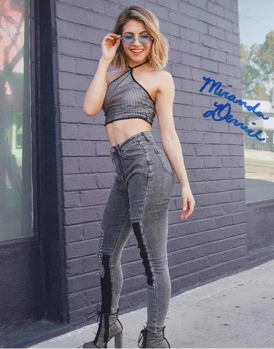 Miranda Derrick autograph