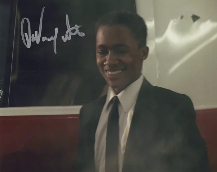 De'voreaux White autograph