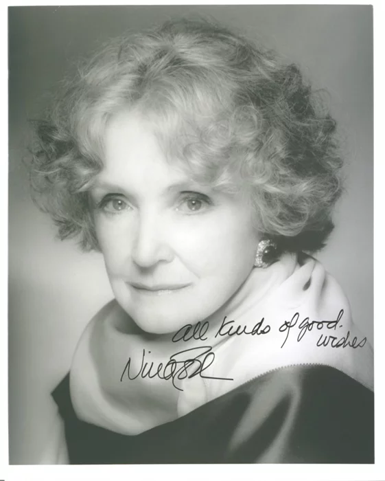 Nina Foch autograph