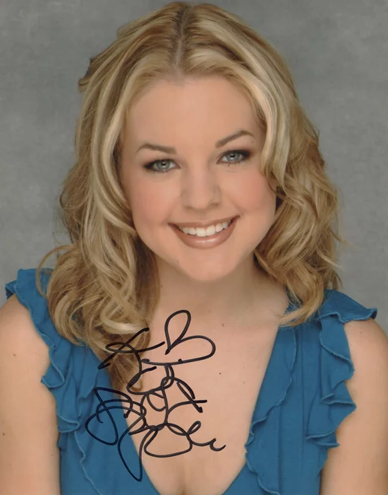 Kirsten Storms autograph