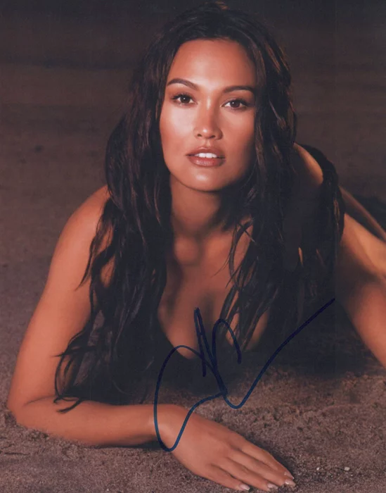 Tia Carrere autograph