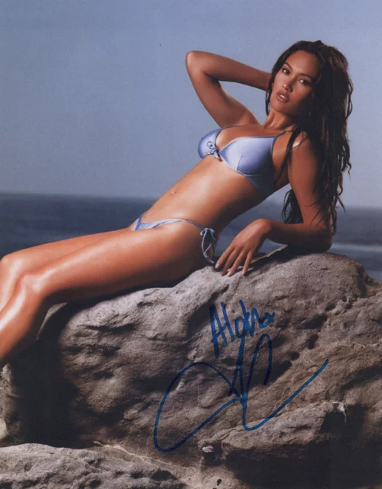Tia Carrere autograph