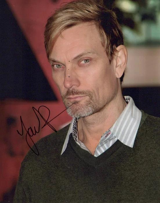 Yan Birch autograph