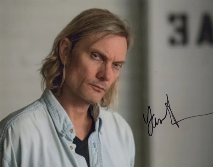 Yan Birch autograph