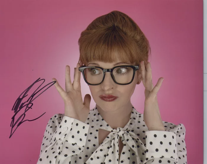 Misha Reeves autograph