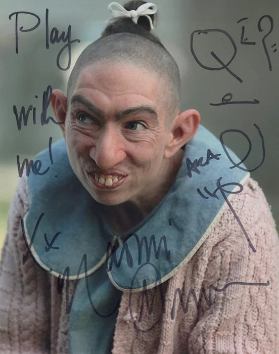 Naomi Grossman autograph