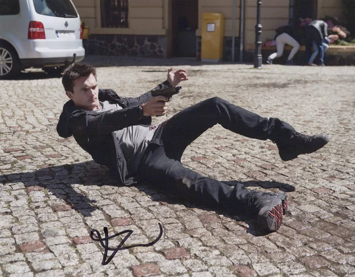 Rupert Friend autograph