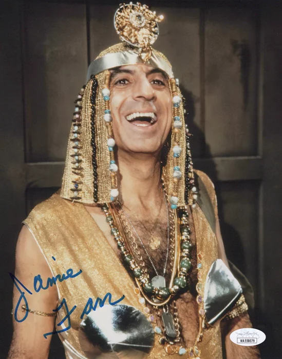 Jamie Farr autograph
