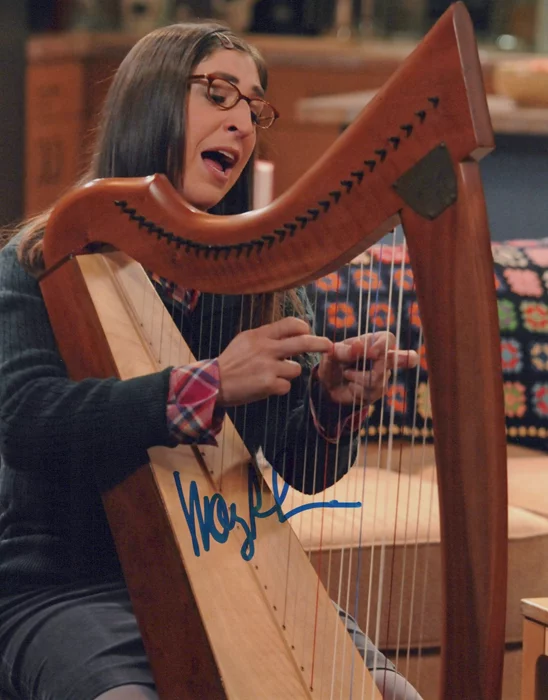 Mayim Bialik autograph