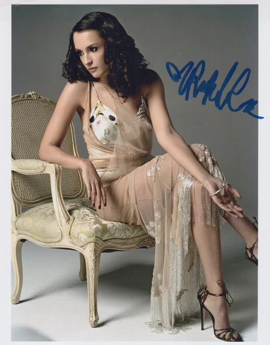 Rachael Leigh Cook autograph