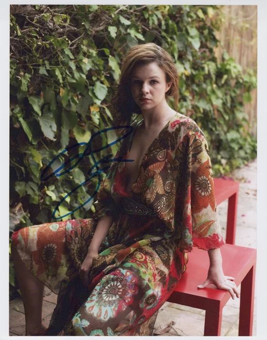 Amber Tamblyn autograph