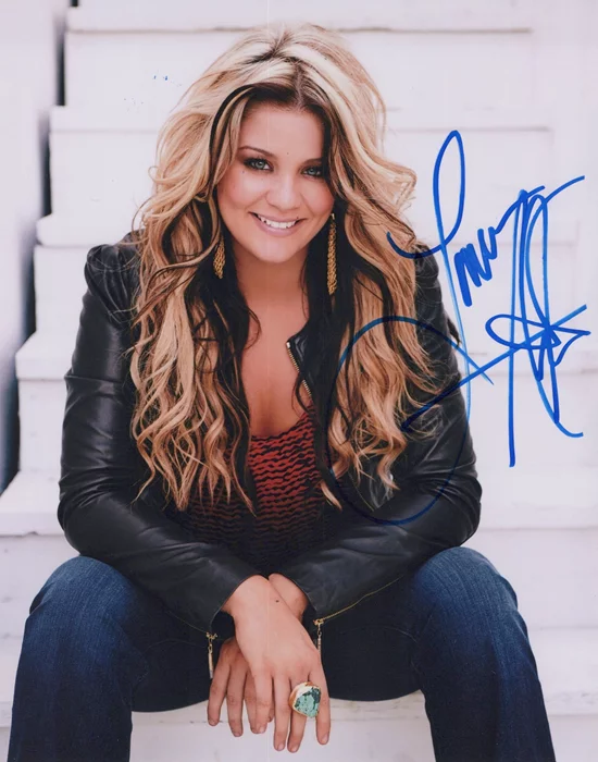 Lauren Alaina autograph