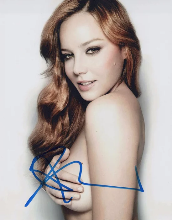 Abbie Cornish autograph