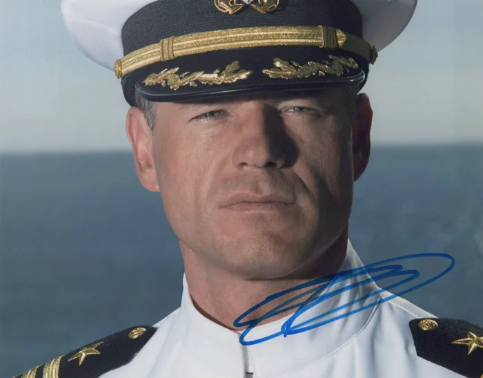 Eric Dane autograph