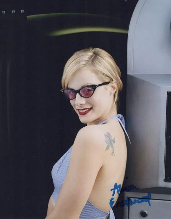 Alison Eastwood autograph