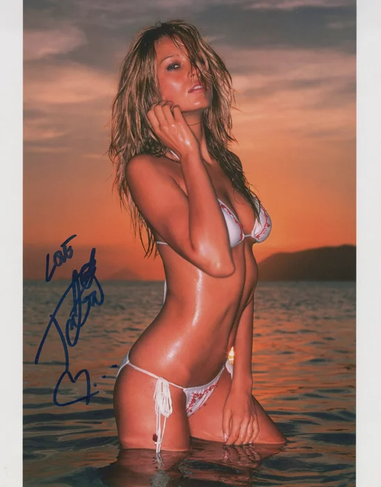 Petra Nemcova autograph