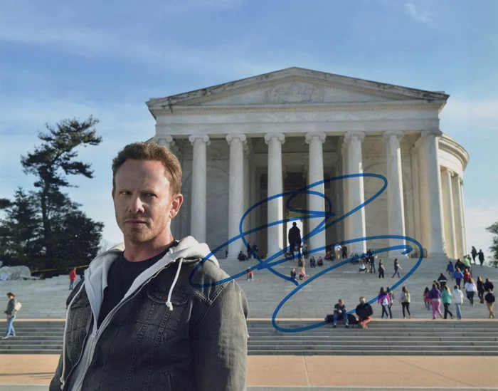 Ian Ziering autograph