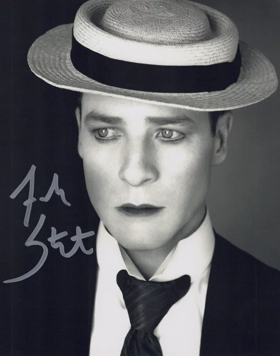 French Stewart autograph