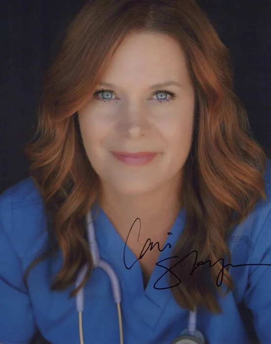 Cari Shayne autograph