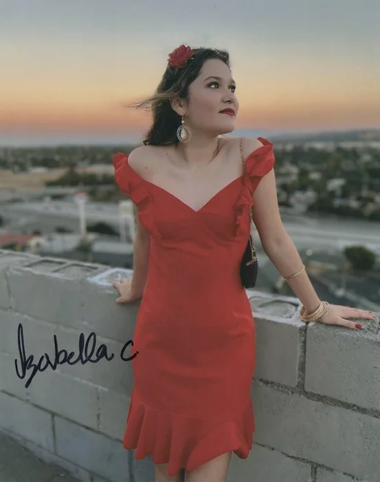 Izabella Carmen autograph