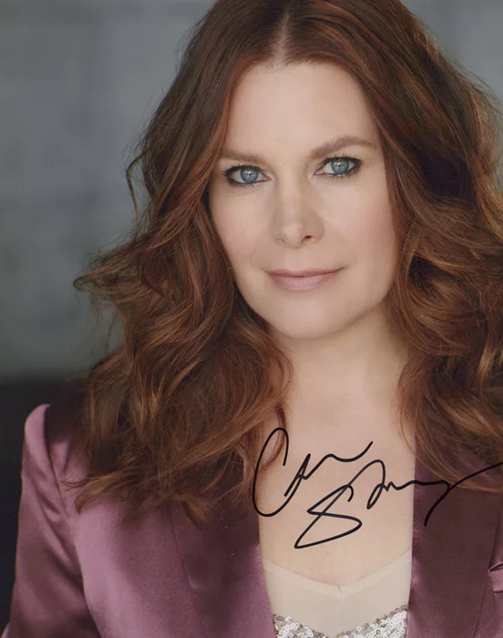 Cari Shayne autograph