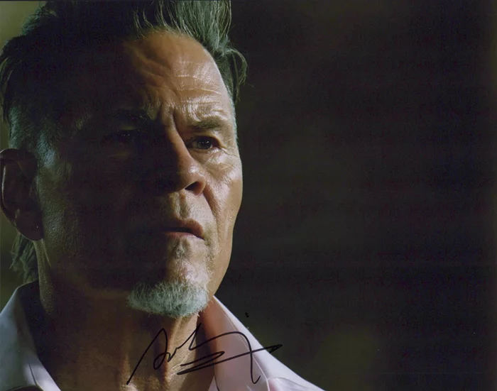 A Martinez autograph