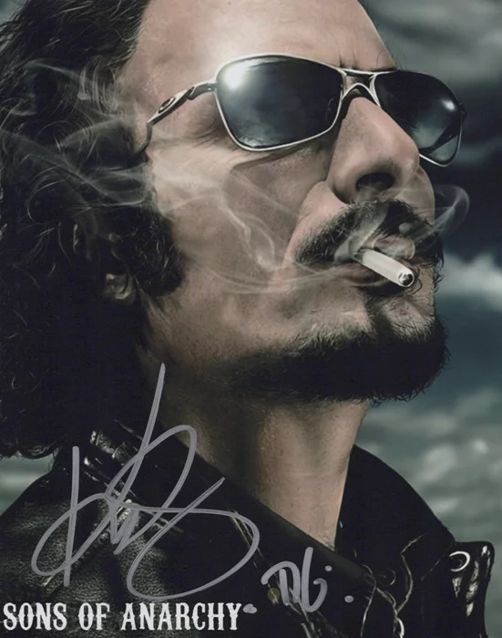 Kim Coates autograph