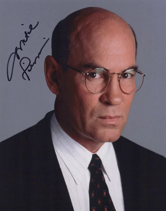Mitch Pileggi autograph