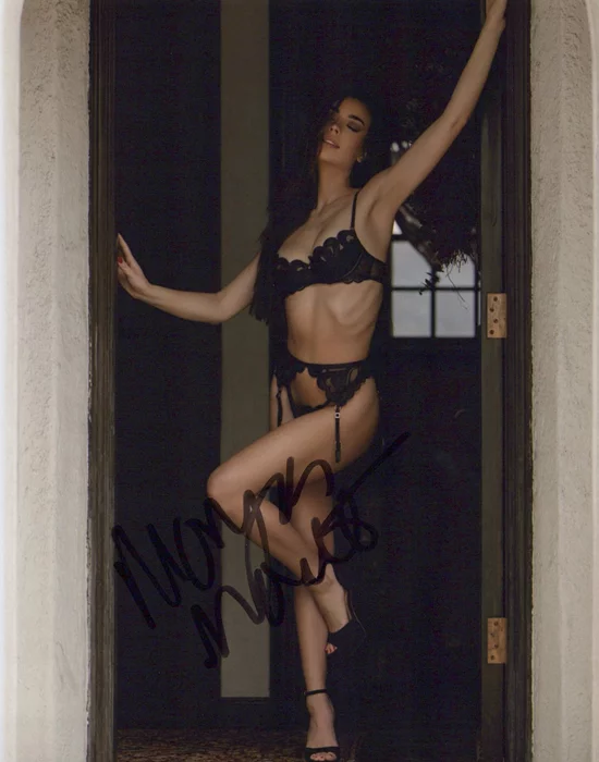 Morgan Monet autograph