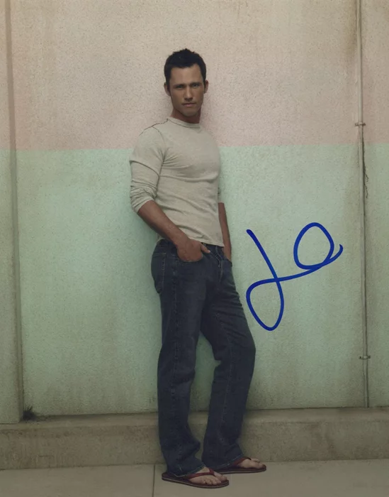 Jeffrey Donovan autograph