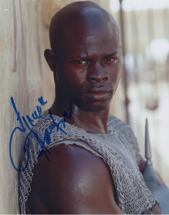 Djimon Hounsou autograph