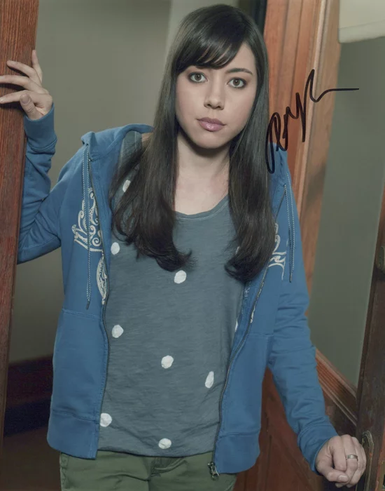 Aubrey Plaza autograph