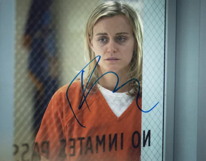 Taylor Schilling autograph