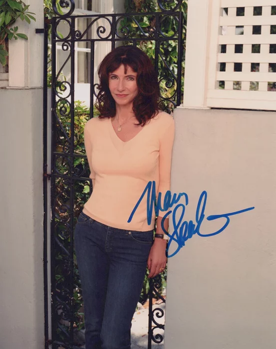 Mary Steenburgen autograph