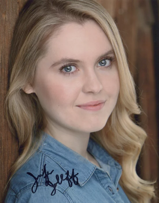 Jennifer Joliff autograph
