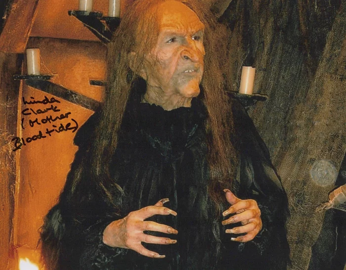 Linda Clark autograph